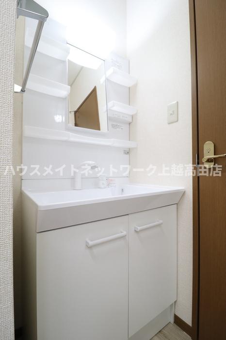 洗面設備　洗髪洗面化粧台