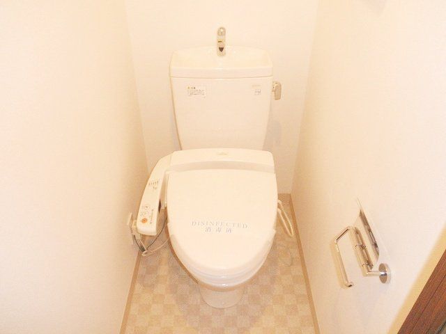 トイレ　お部屋探しは株式会社　タウンハウジング　までお気軽にお問合…