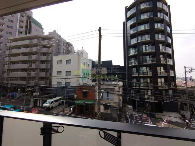 眺望　コンフォリア・リヴ新宿夏目坂