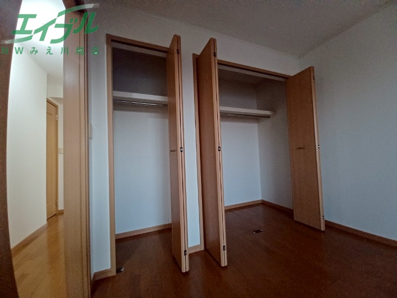 収納　同物件別部屋反転タイプ
