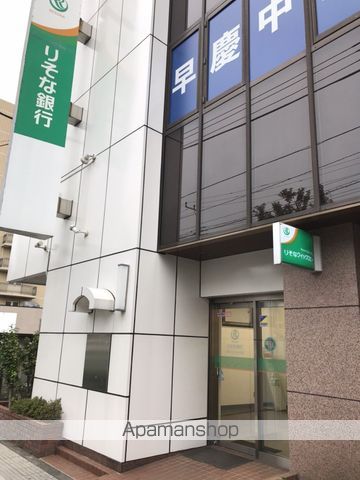 銀行　りそな銀行福生支店羽村出張所（銀行）まで244m