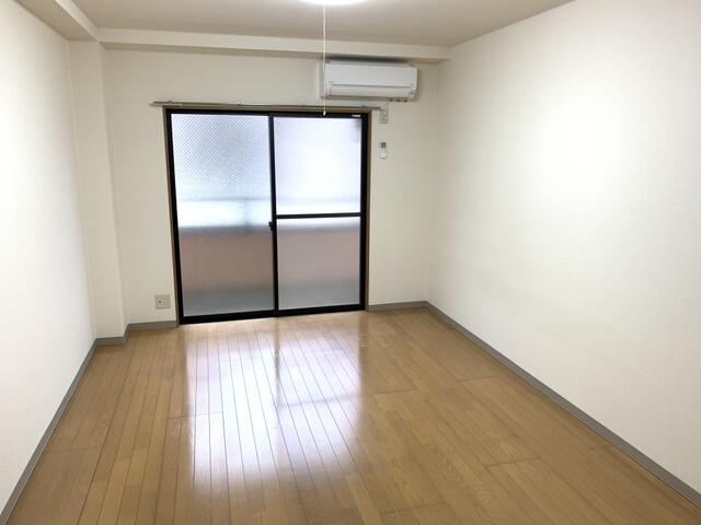 居室・リビング　広々８帖！