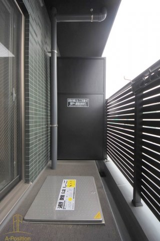 バルコニー　プレサンス堺筋本町駅前シェル