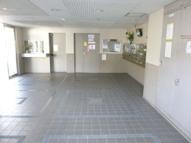 エントランス　★お部屋探しはタウンハウジング稲田堤店まで★
