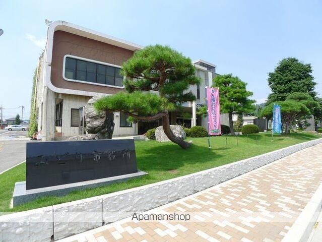 役所　みどり市役所（役所）まで750m