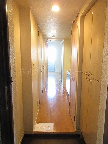 玄関　※別号室参考写真