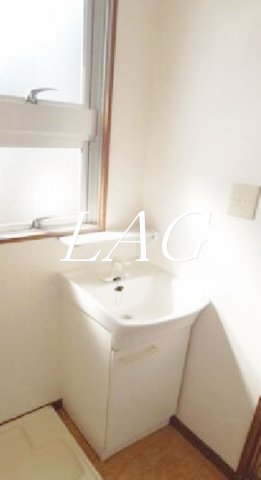 洗面設備　洗面台です。