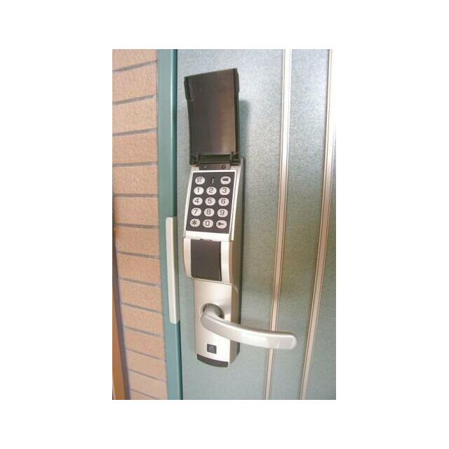 玄関　デジタルロック（暗証番号による施・開錠）