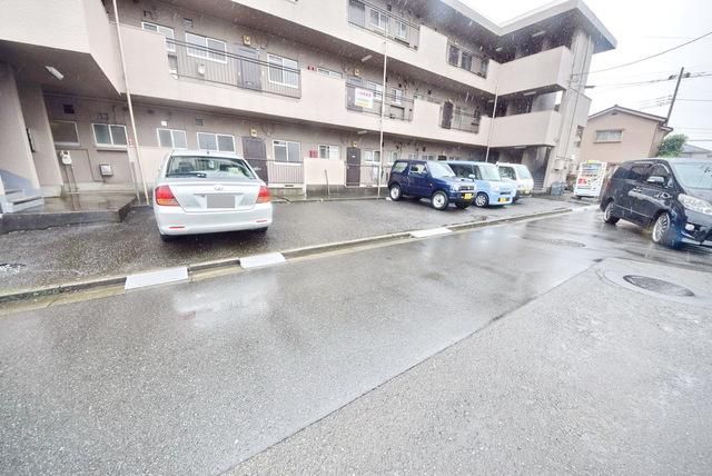 駐車場　★駐車場★
