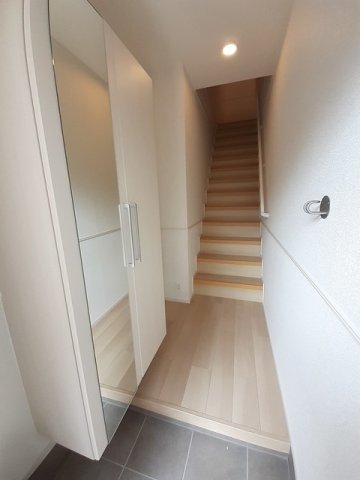 玄関　明るい玄関です