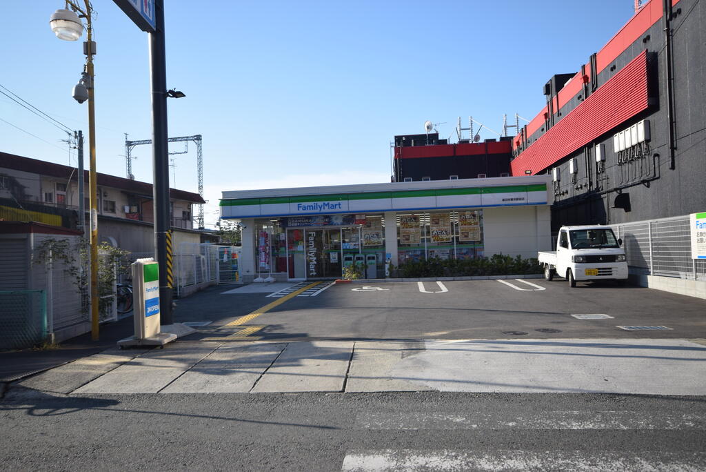 コンビニ　ローソン富田林喜志店（コンビニ）まで539m