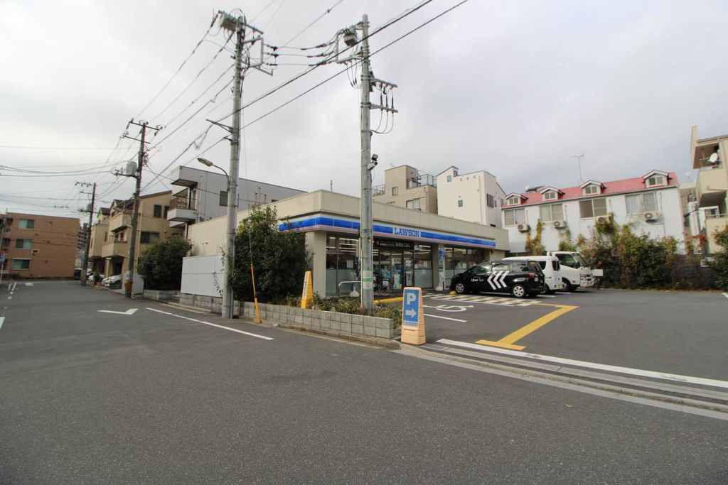 コンビニ　ローソン（コンビニ）まで180m