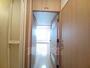 玄関　同建物　別部屋