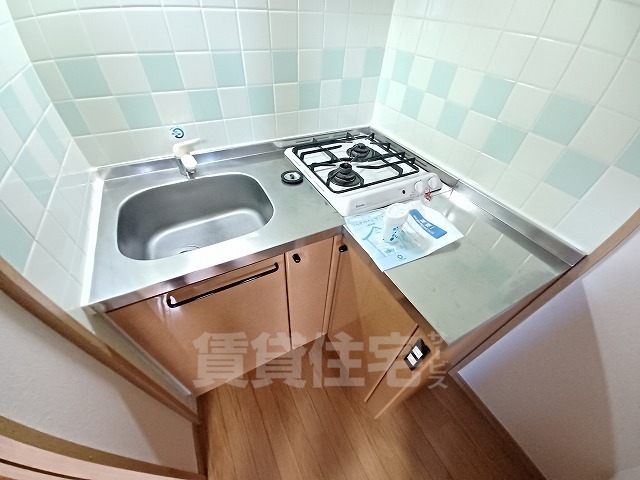 キッチン　同建物　別部屋