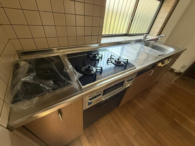 高砂戸建のキッチン写真