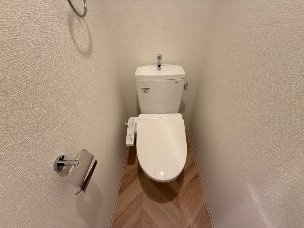 アドバンス神戸ラシュレのトイレ写真