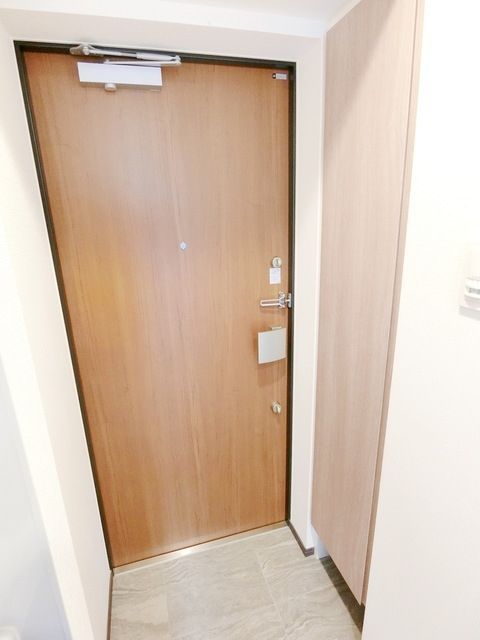 玄関　★お問い合わせはタウンハウジングまで★