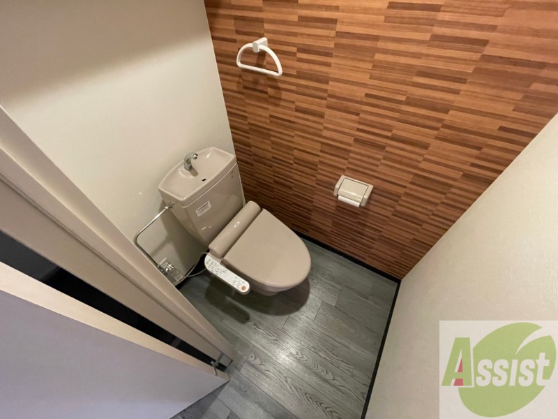トイレ　トイレです。ウォシュレット付を探している方、おすすめです。