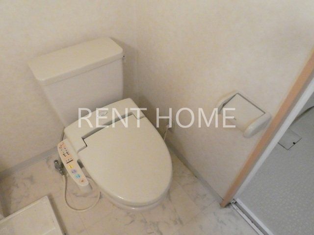 トイレ　ウォシュレット付き