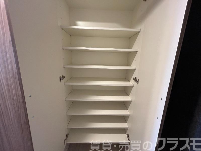 玄関　トールタイプのシューズボックスあり♪