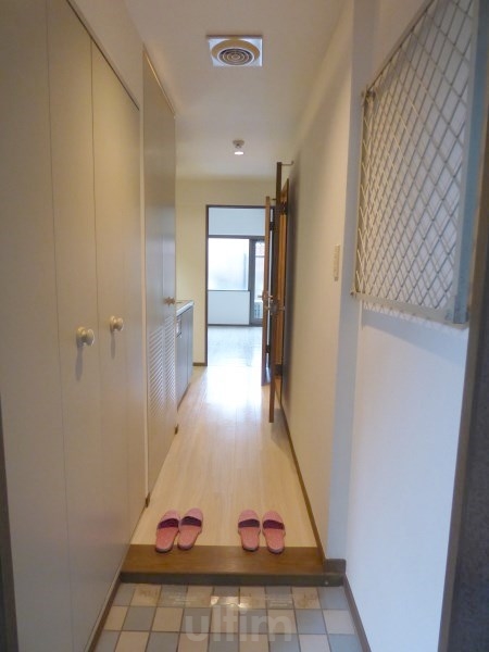 玄関　※別のお部屋のお写真です。御参考までに。