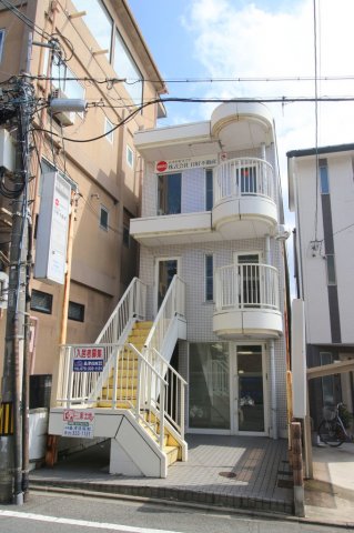 ITO TOMI BUILDの外観写真