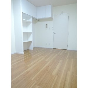 居室・リビング　きれいなお部屋で快適にお過ごしいただけます。
