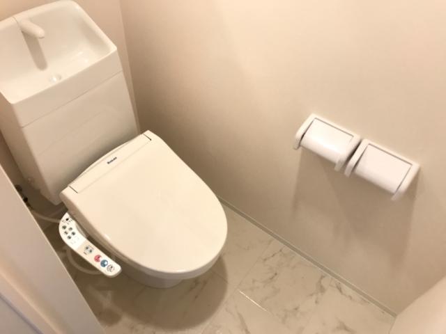 トイレ　シャワー付トイレ