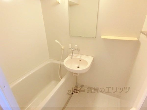 バス・シャワールーム　風呂