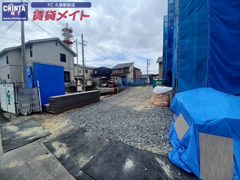 エントランス　建設中