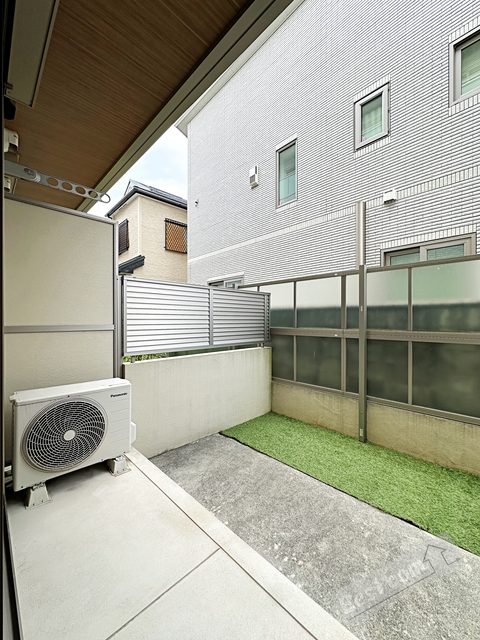 バルコニー　専用庭で夢を叶えましょう♪