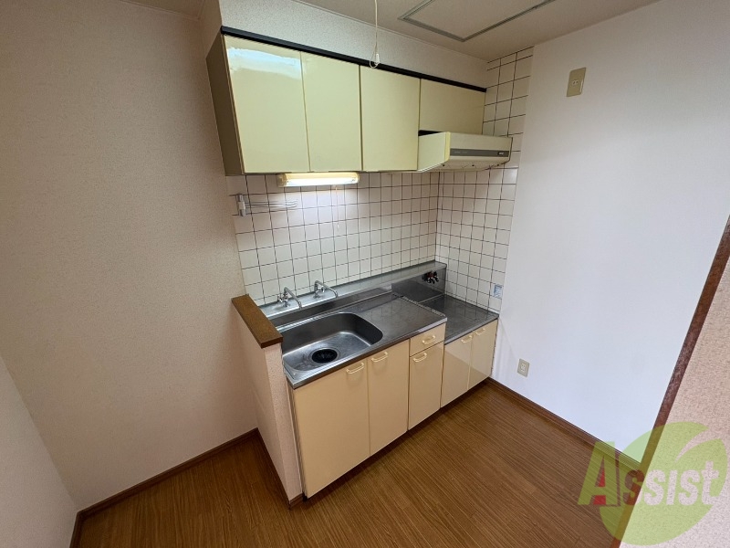 キッチン　キッチンは調理スペースもあり料理がはかどりそうです。