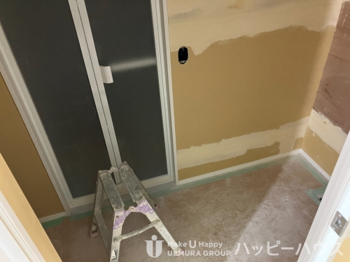 洗面設備　施工中になります。