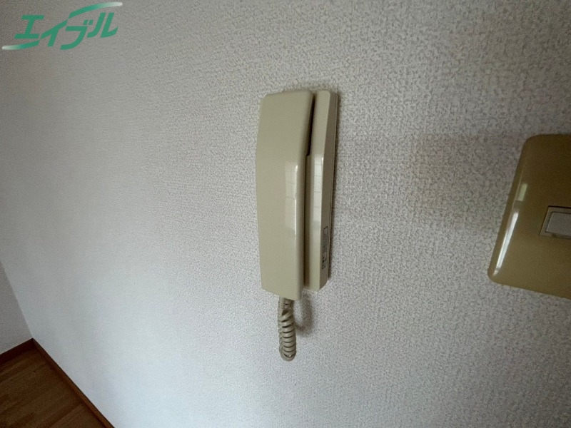 セキュリティ　※同棟別部屋の写真です