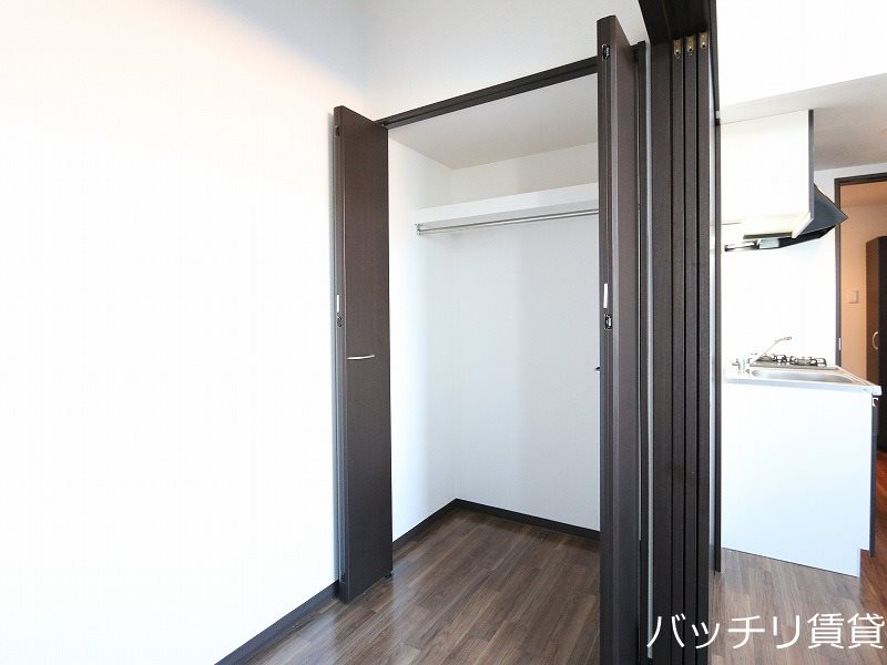 収納　＊画像は別部屋の為イメージ、現状を優先いたします