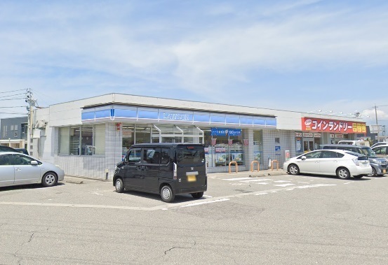 コンビニ　ローソン富山ひらき店（コンビニ）まで868m