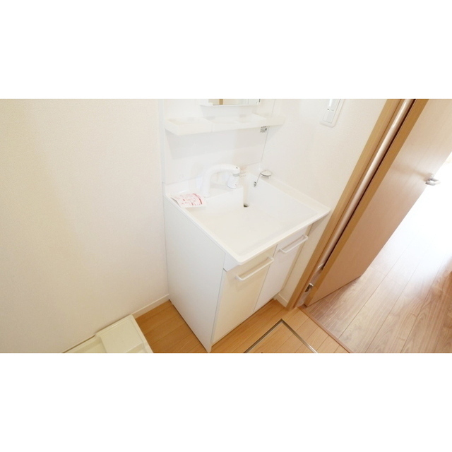 洗面設備　建築中のためイメージ写真使用