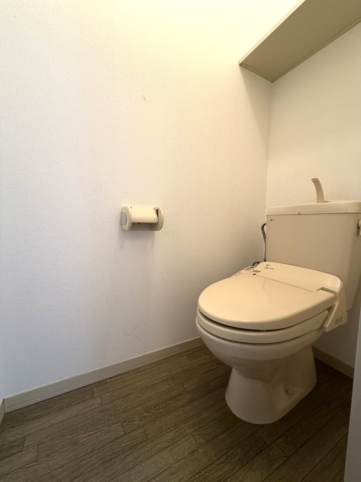プルメリア A棟のトイレ写真