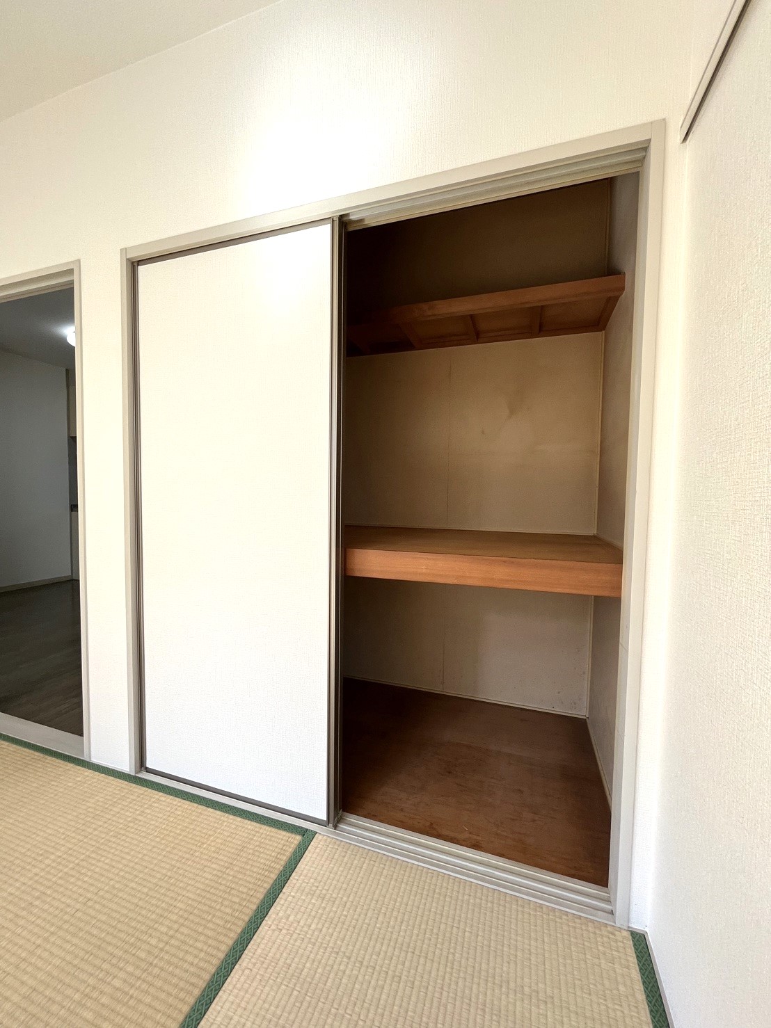 プルメリア A棟の内装写真
