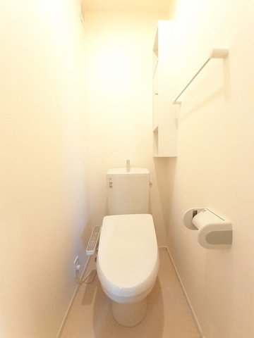 トイレ　トイレもきれいです
