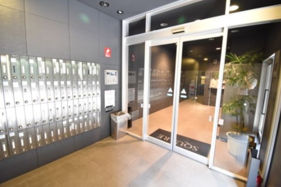 エントランス　エントランス