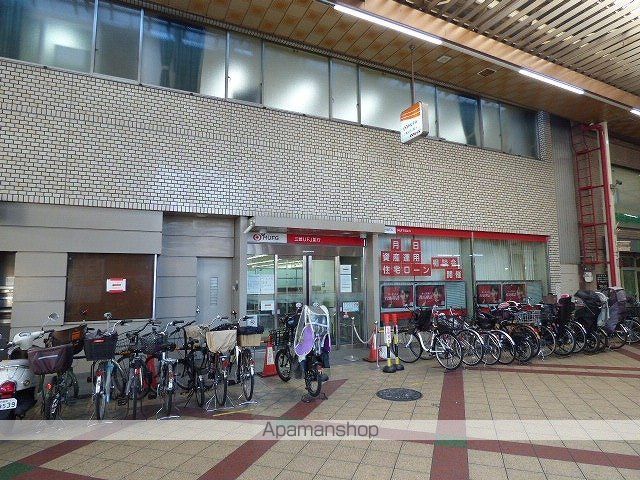銀行　（株）三菱ＵＦＪ銀行／東大阪支店（銀行）まで438m