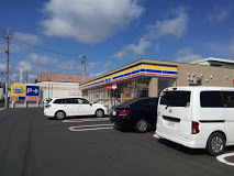 コンビニ　ミニストップ浜松佐鳴台１丁目店（コンビニ）まで370m