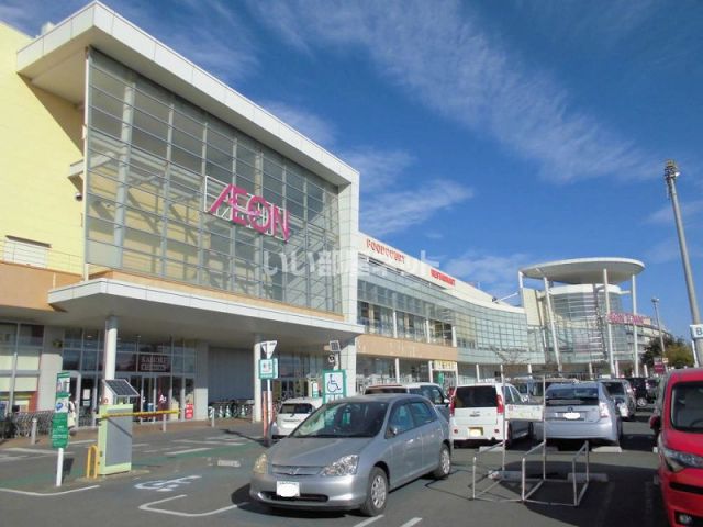 ショッピングセンター　イオンタウン守谷（ショッピングセンター）まで434m