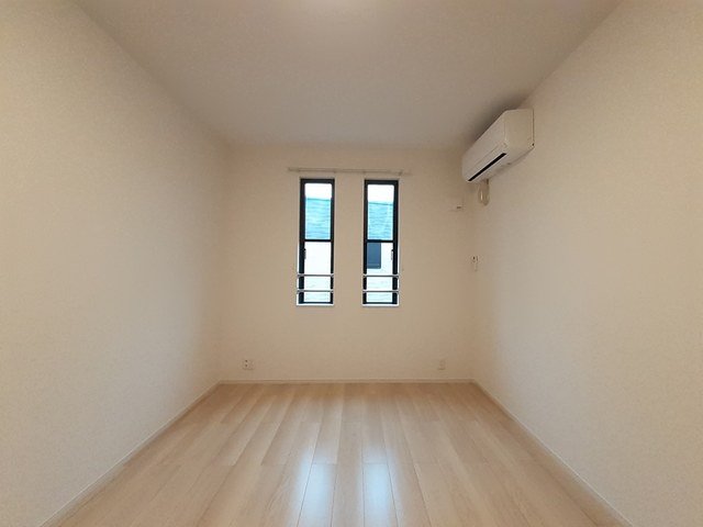 その他部屋・スペース　明るい色調の室内です