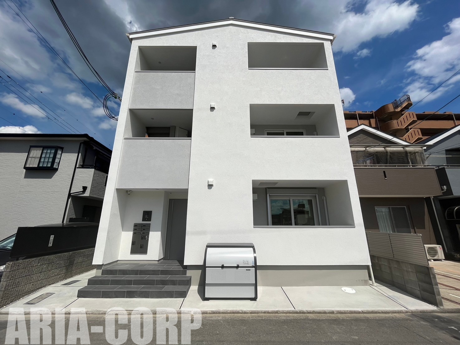 建物外観　2024年完成、先進の戸建てメーカー施工デザイナーズアパート
