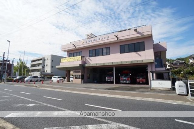 その他　生駒市消防署南分署（その他）まで737m
