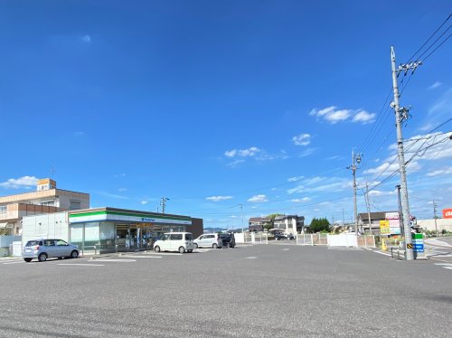 コンビニ　ファミリーマート　扶桑高雄店（コンビニ）まで817m