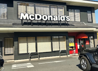 飲食店　マクドナルド 笹目通り和光店（飲食店）まで1573m