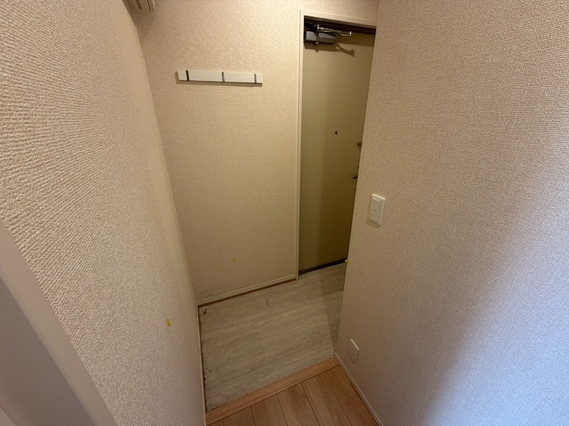 オークテラス西京極の玄関写真